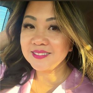 Meet your Posher, Leslie